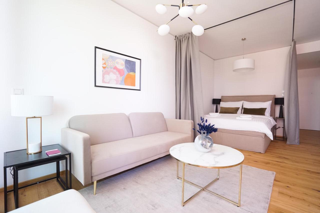 Boutique Studio With Terrace And Pool Bécs Kültér fotó